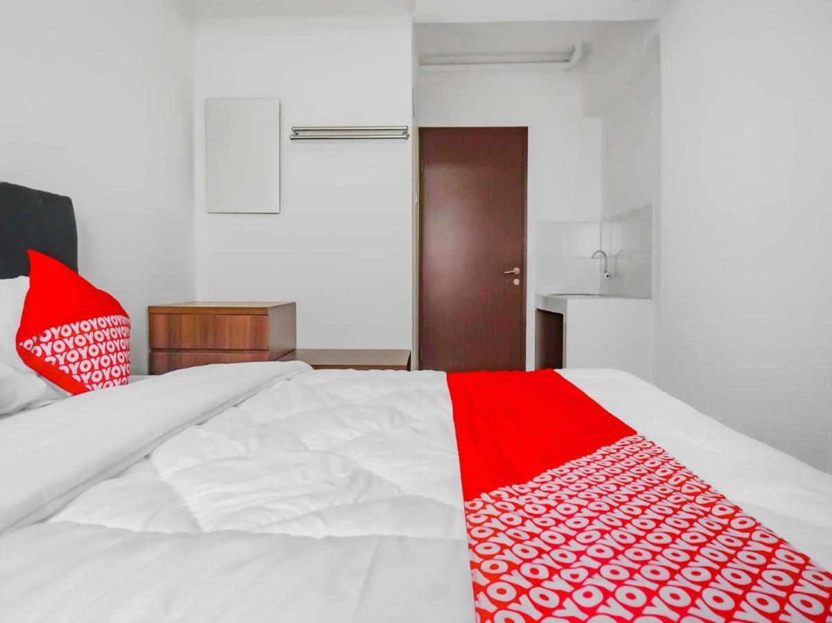 Oyo 90241 Sirooms Apartmen Gunung Putri Bogor Eksteriør billede